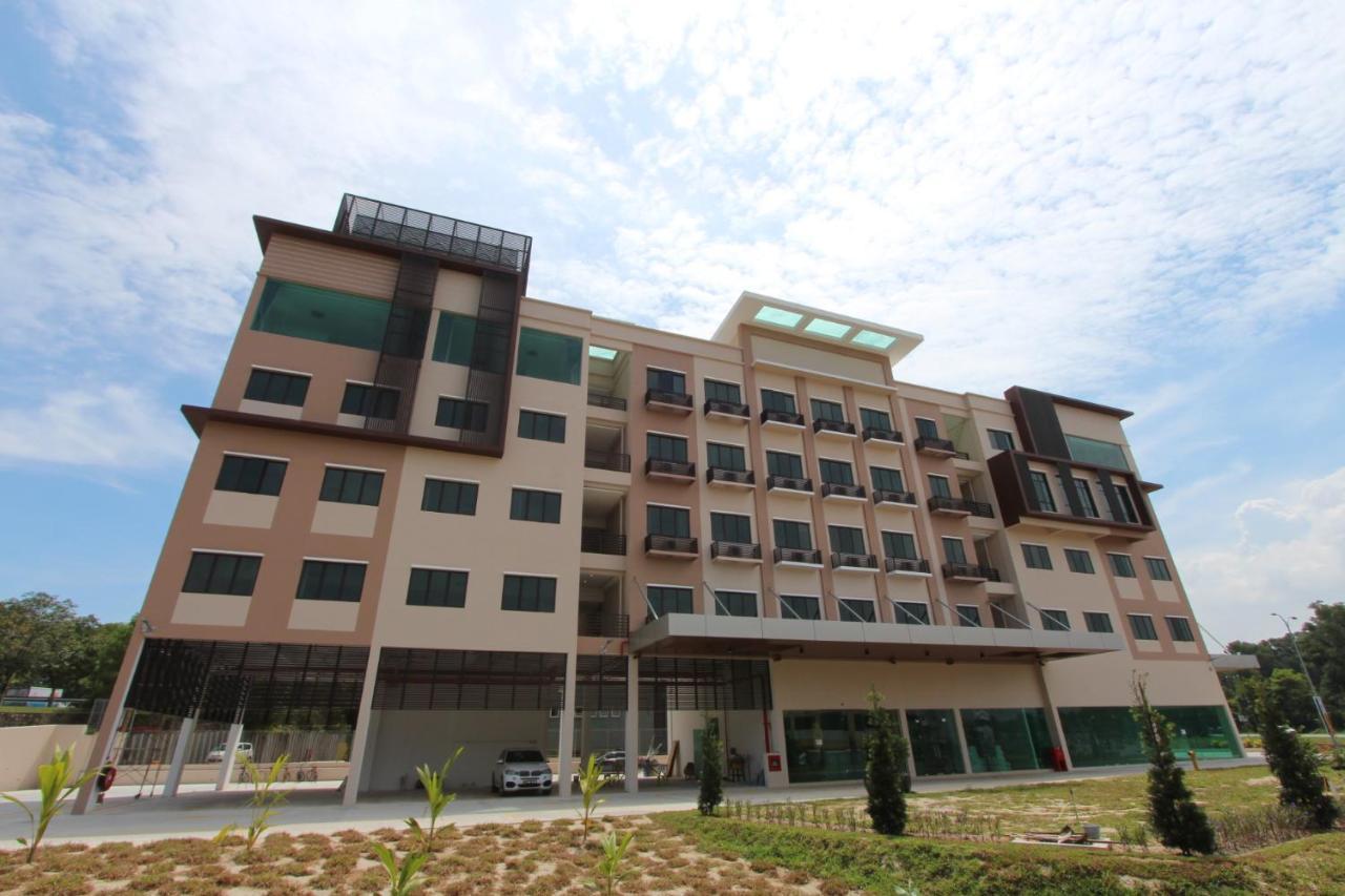 D&F Boutique Hotel Seremban 2 Экстерьер фото